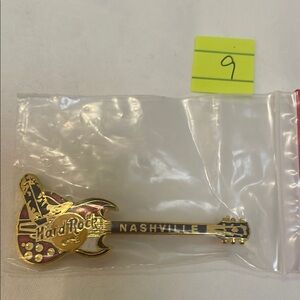 Hard Rock Cafe Nashville Guitar Pin